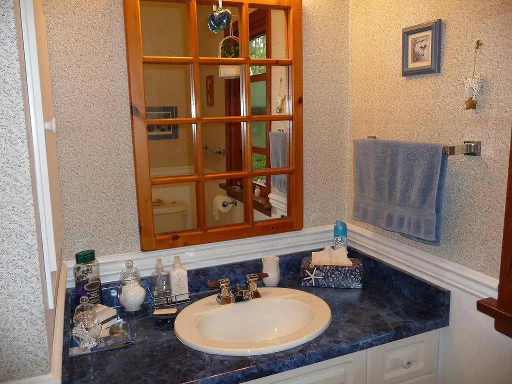 Bed & Breakfast Lavigne Gourmet B&B Victoria