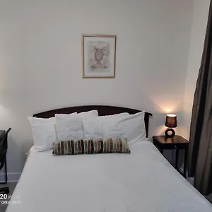 Sweet House Bed & Breakfast