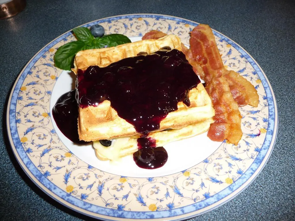 Lavigne Gourmet B&B Victoria Canada