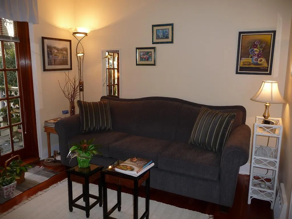 Lavigne Gourmet B&B Victoria Canada